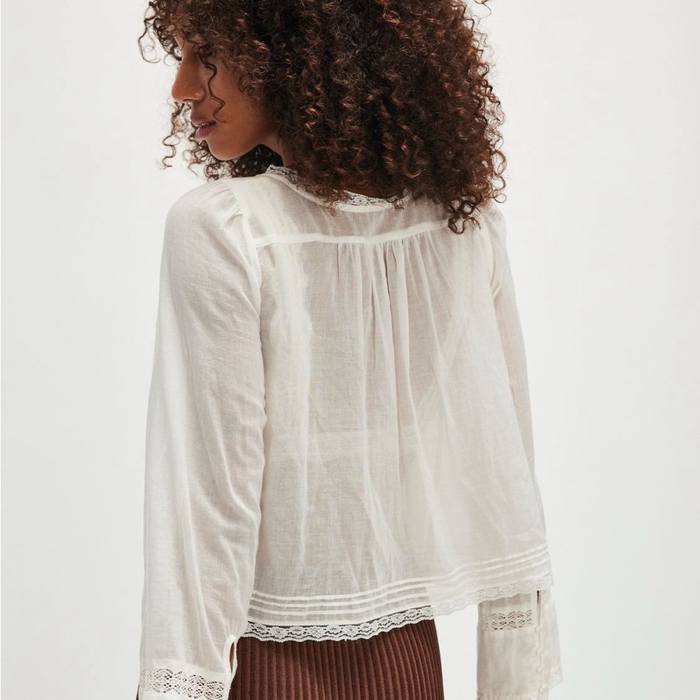 Free People Forevermore Long-sleeve Lace Detail Blouse NWOT - Picture 6 of 16